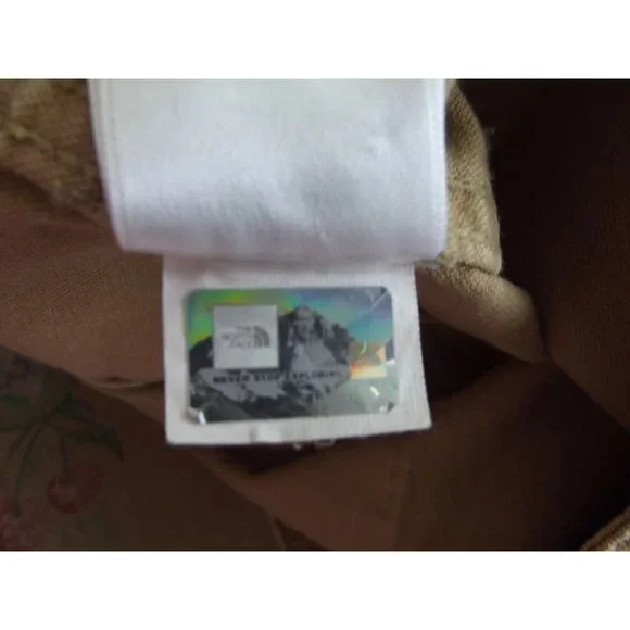 The North Face Shorts Womens 10 Khaki Tan Brown Flat Front Chino Casual Outdoor - Picture 9 of 10